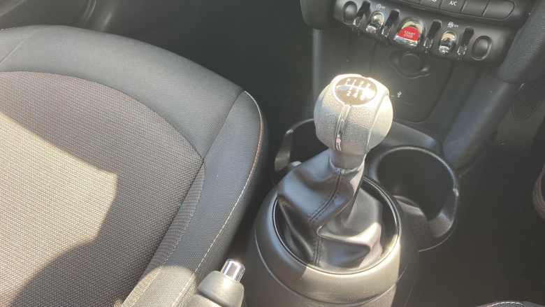 MINI Hatchback 1.5 Cooper Classic II 3dr Petrol Hatchback